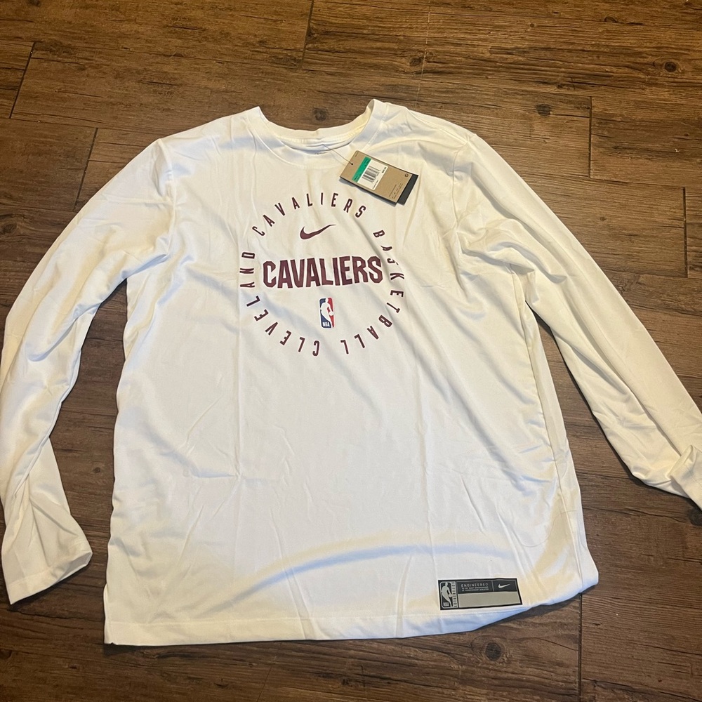 Cavs shirt